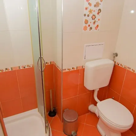 бети Apartament *